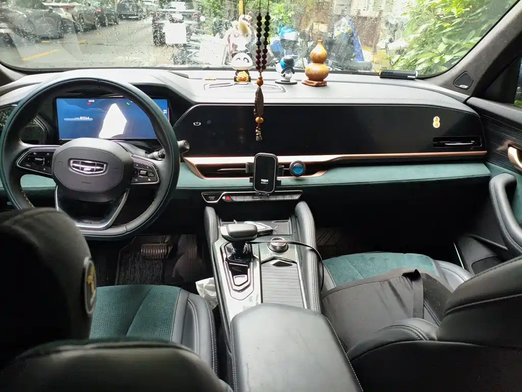 Geely Xingyue L — миниатюра 10