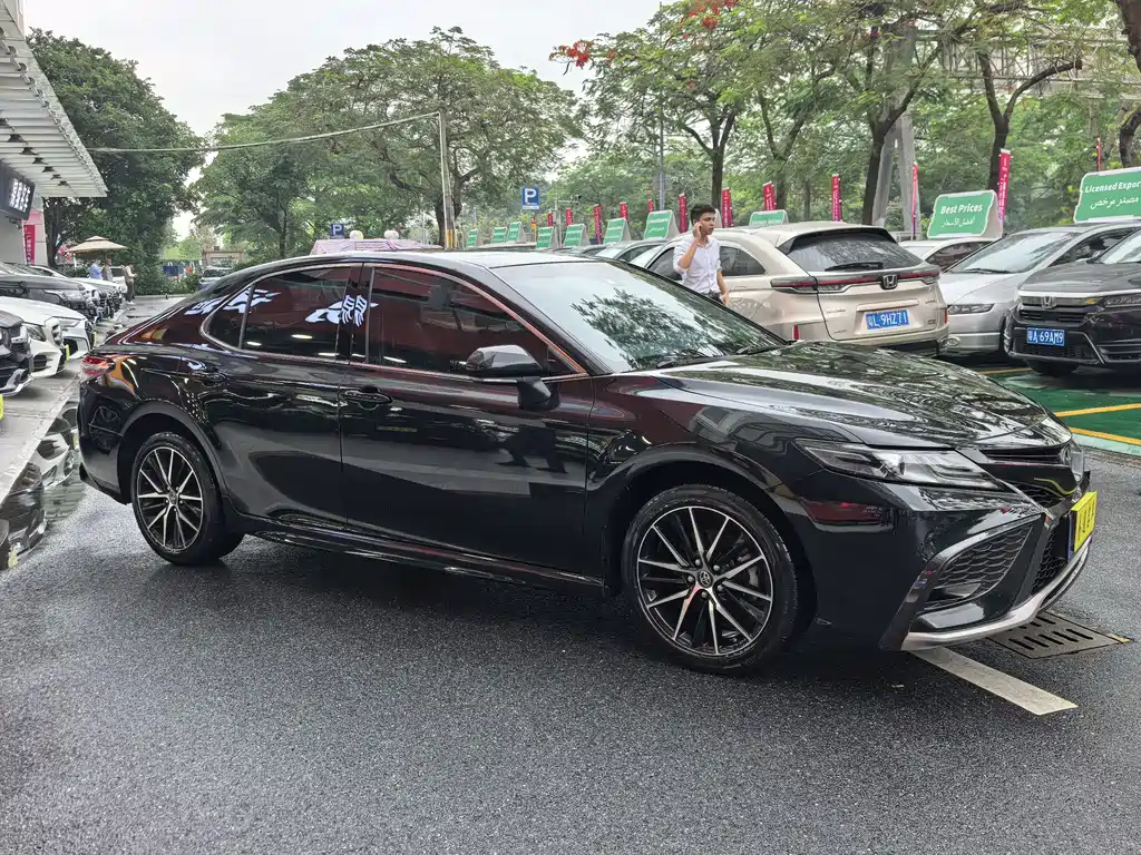 Toyota Camry 2021 2.5S