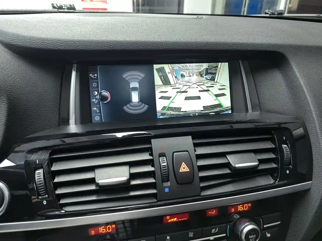 BMW X3 (Import) — миниатюра 14
