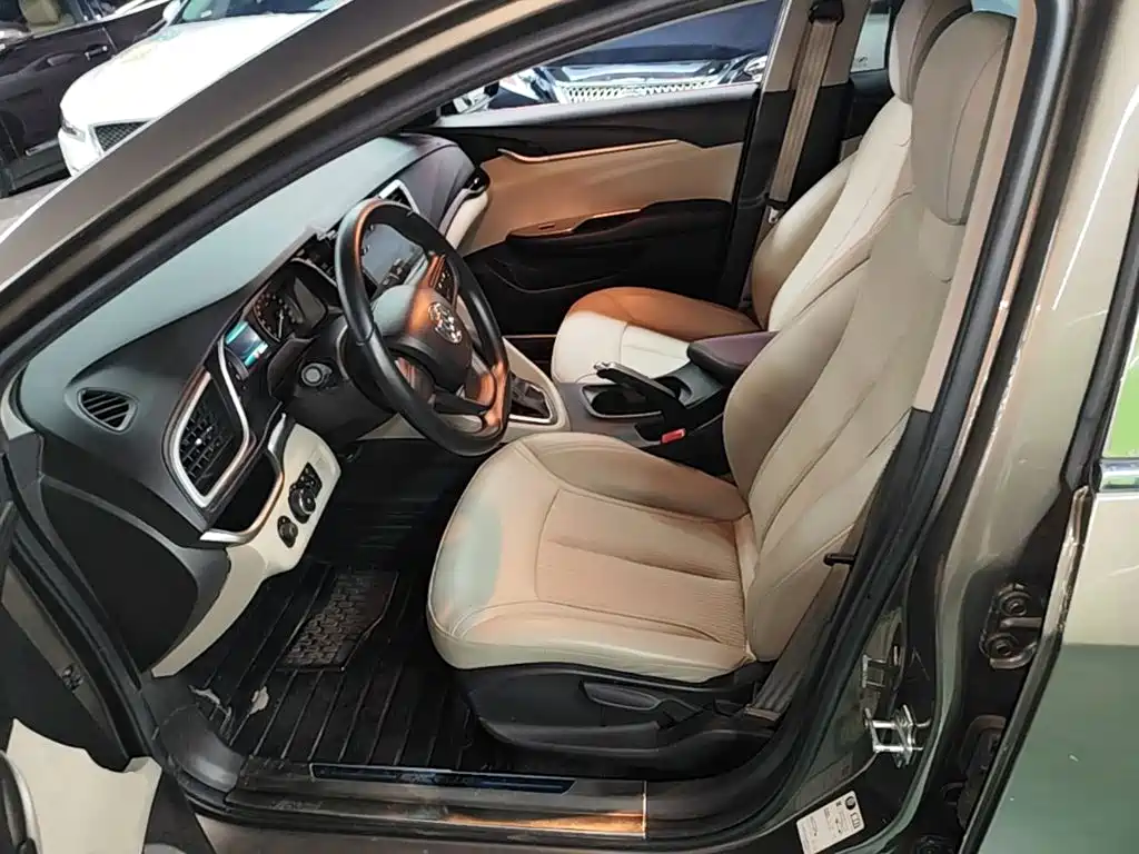 Buick Excelle — миниатюра 15