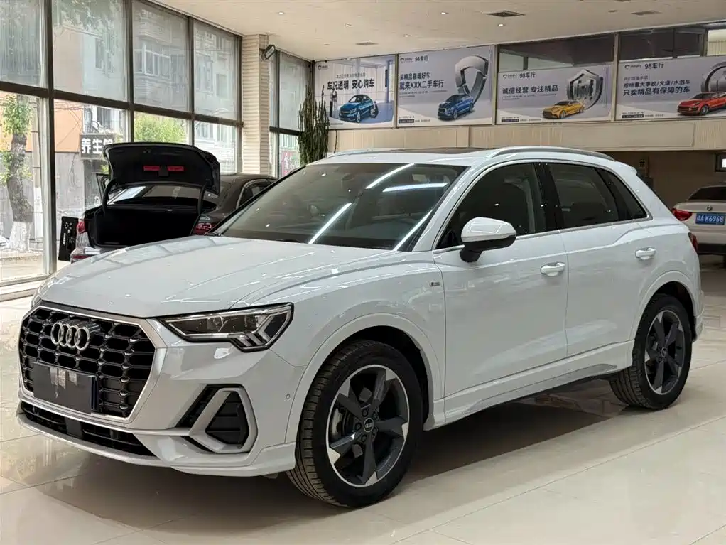 Audi Q3 2022 35 TFSI Fashion Dynamic Type