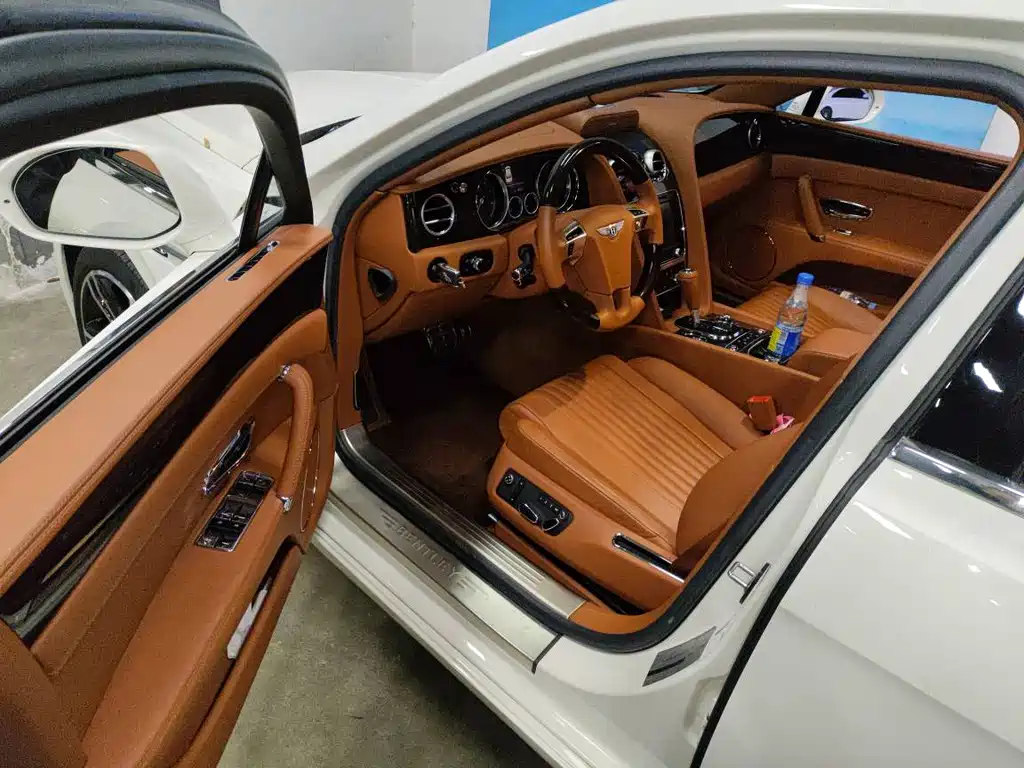 Bentley Flying Spur 2016 4.0T V8 Standard