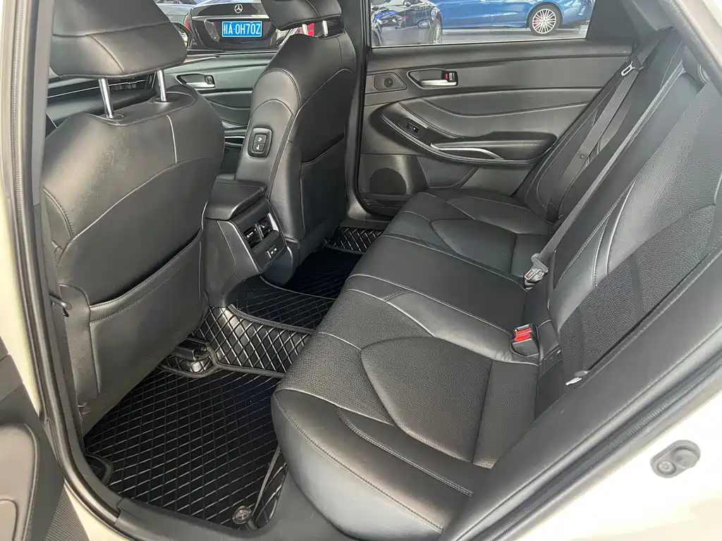 Toyota Avalon 2.0L Luxury Edition, фото 6