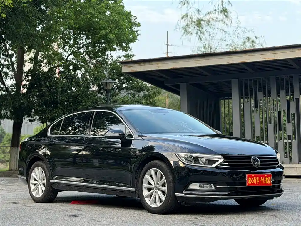 Купить Volkswagen Magotan