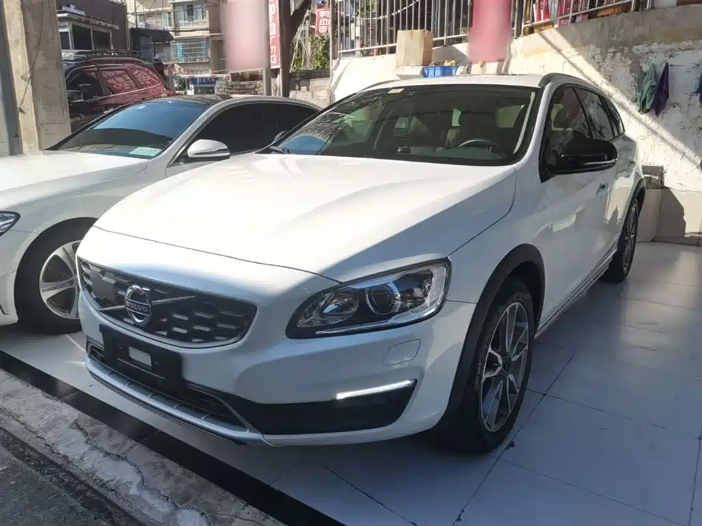 Volvo V60 2018