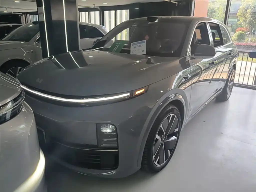 Li Auto Li L7 2025
