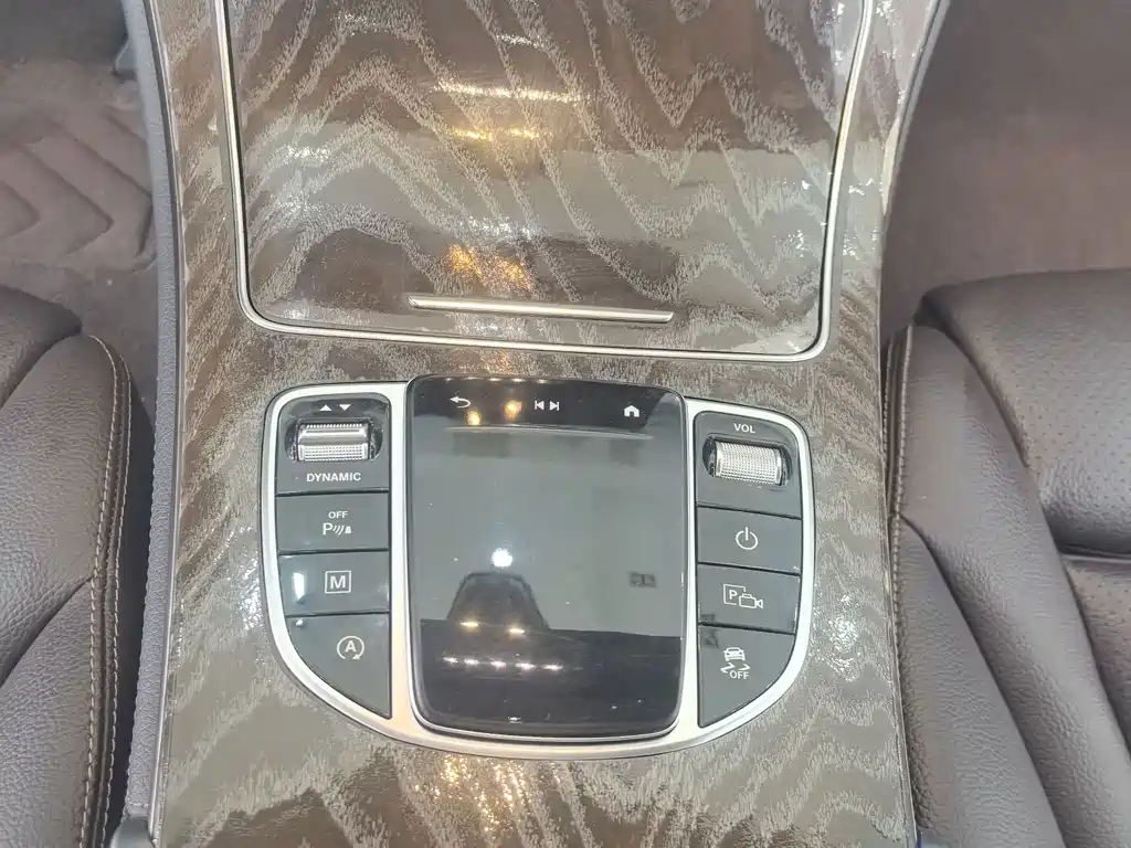Mercedes-Benz GLC — миниатюра 18