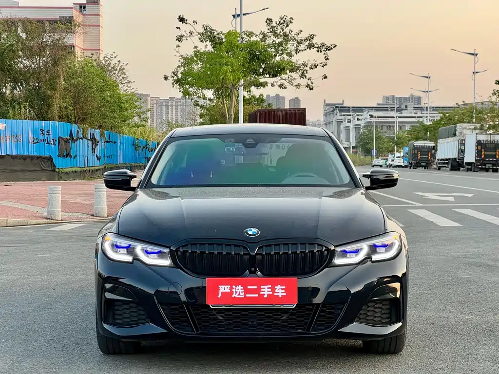 BMW 3 Series 2021