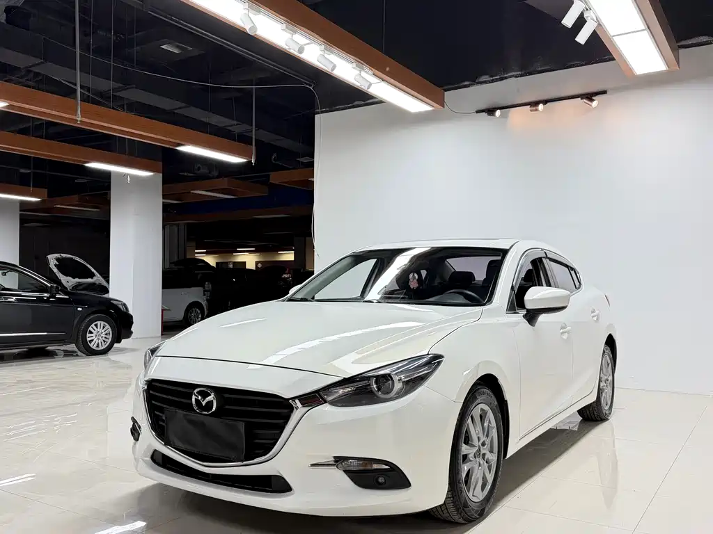 Mazda 3 Axela 2018