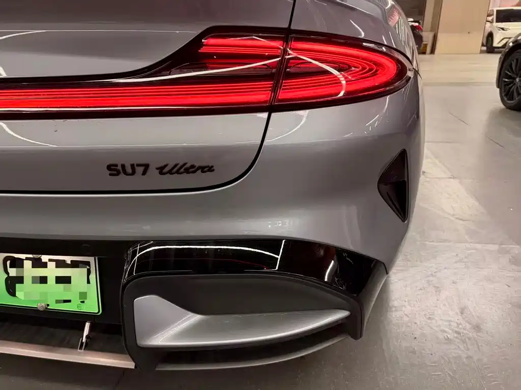Xiaomi SU7 Ultra 2025 Ultra
