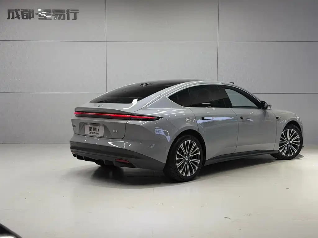 NIO ET5 — миниатюра 7