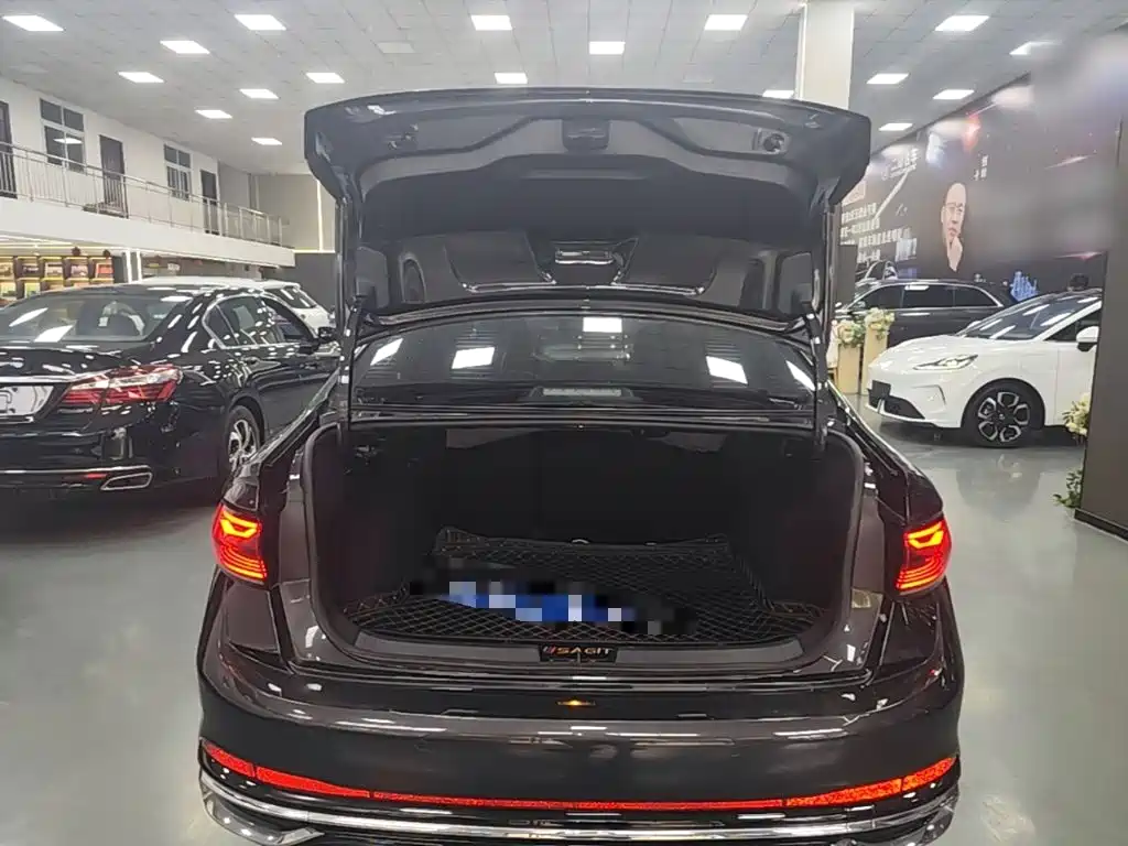 Volkswagen Sagitar — миниатюра 19