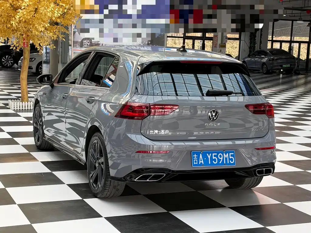 Volkswagen Golf — миниатюра 4