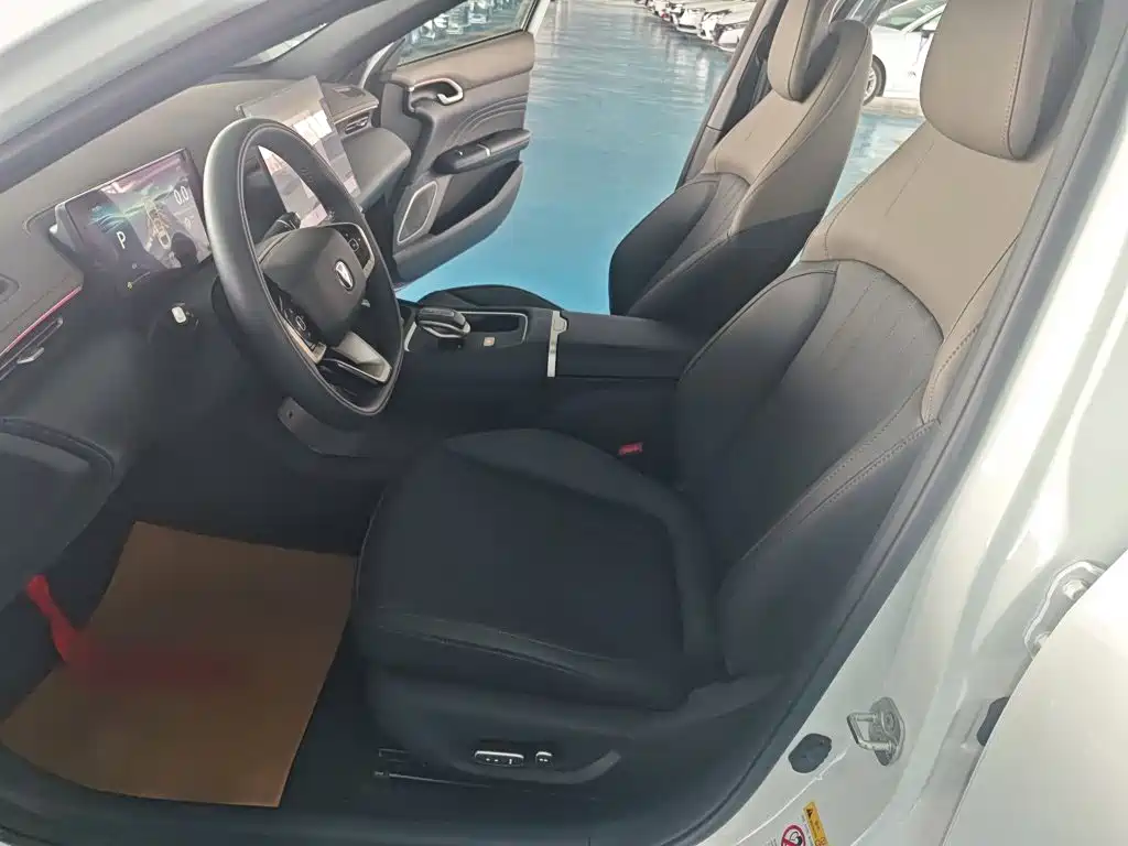 Changan Eado — миниатюра 13