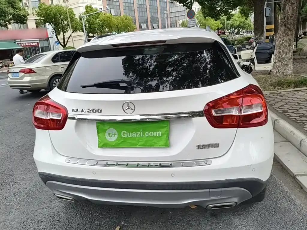 Mercedes-Benz GLA — миниатюра 6