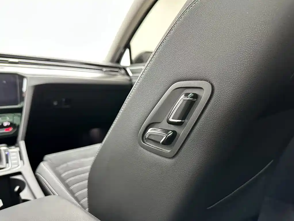 Volkswagen Magotan — миниатюра 12