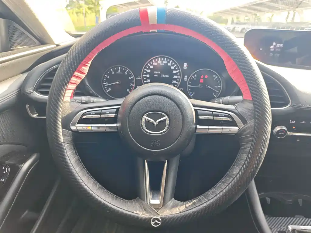 Mazda 3 Axela — миниатюра 16