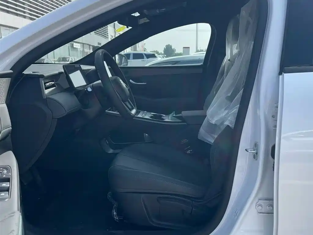 BYD Qin Plus PLUS 2025 DM-i Smart Drive 128KM
