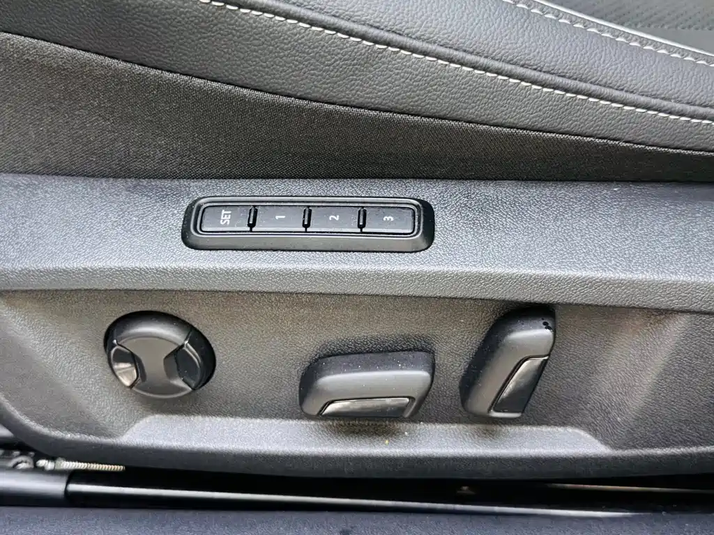 Volkswagen Passat — миниатюра 16