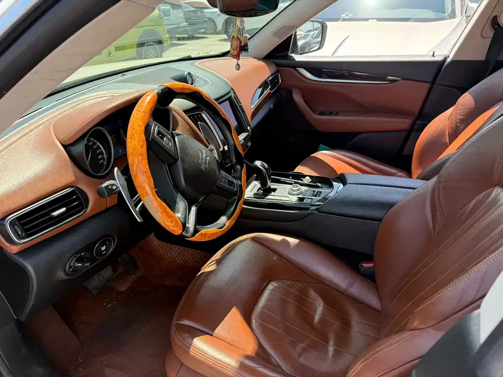 Maserati Levante — миниатюра 4