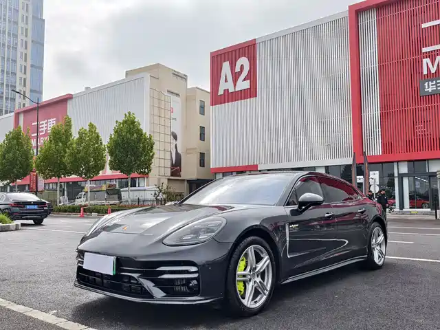 PORSCHE PANAMERA NEW ENERGY 2019