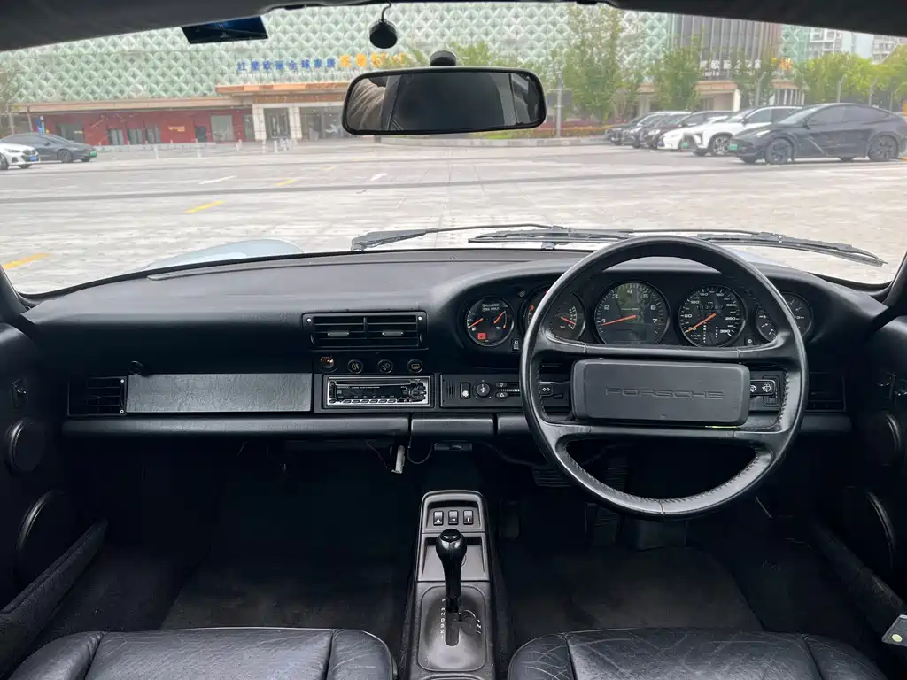 Porsche 911 - фото 15