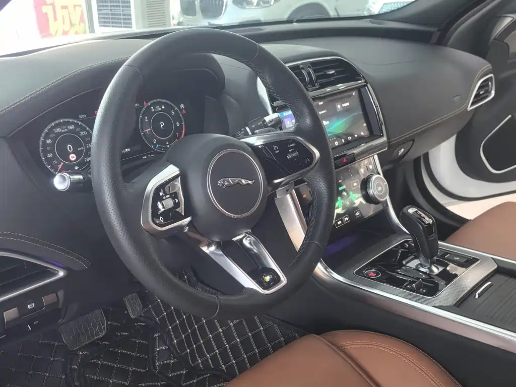 Jaguar XEL — миниатюра 20