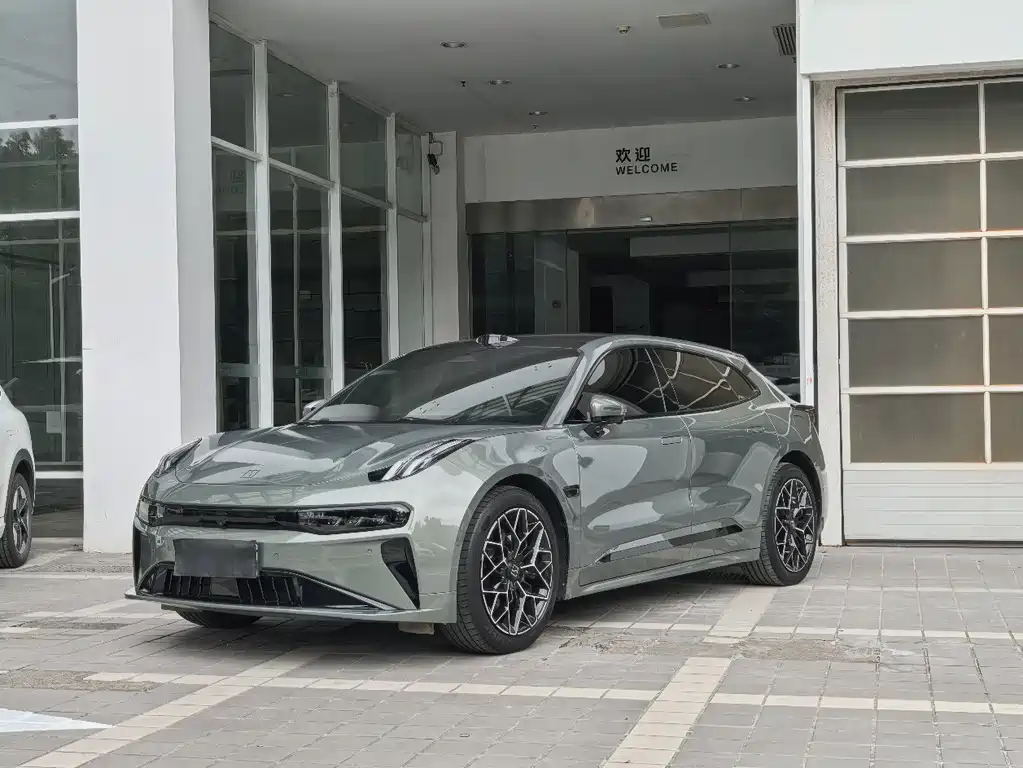 Zeekr 001