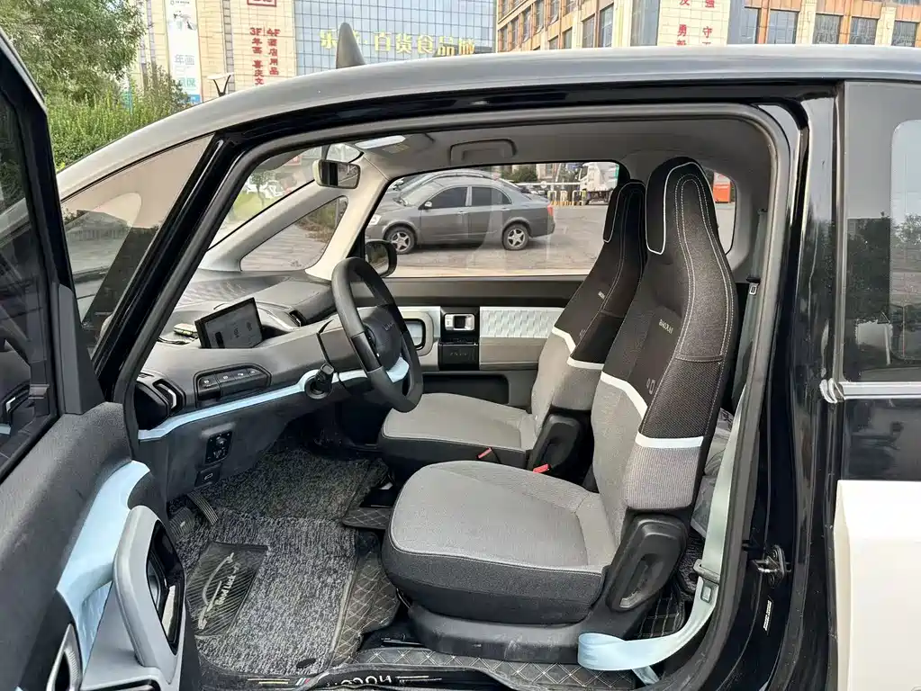 Baojun E300 — миниатюра 9