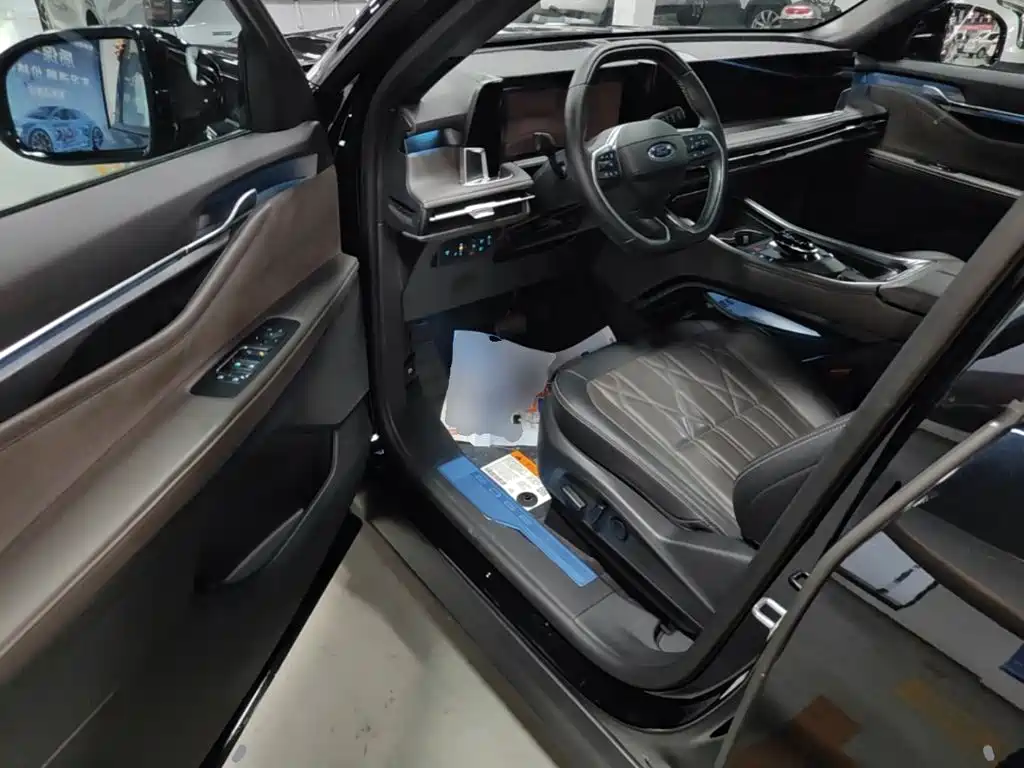 Ford Edge — миниатюра 16