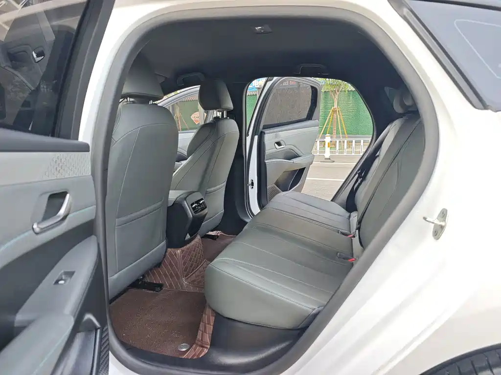BYD Qin PLUS — миниатюра 10