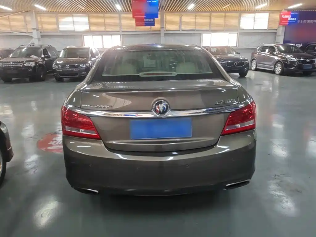 Buick LaCrosse — миниатюра 6