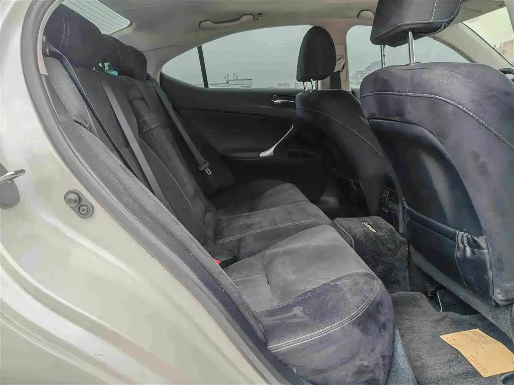 Lexus IS — миниатюра 9