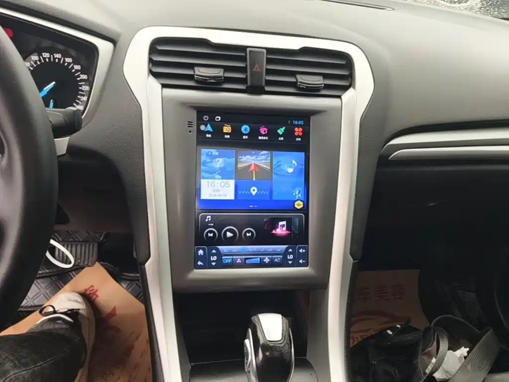 Ford Mondeo — миниатюра 13