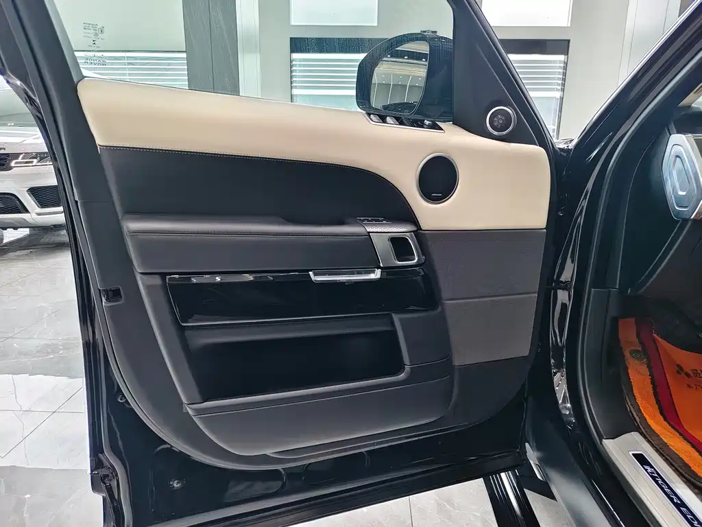 Land Rover Range Rover Sport 2022 3.0 L6