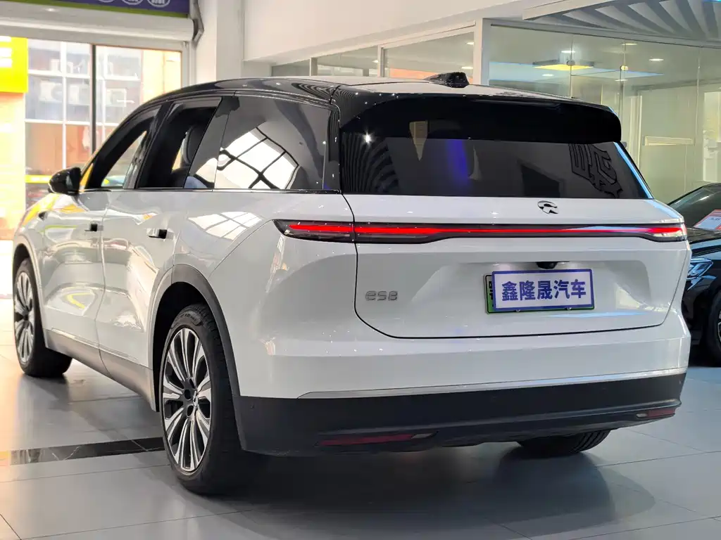 NIO ES8 — миниатюра 17