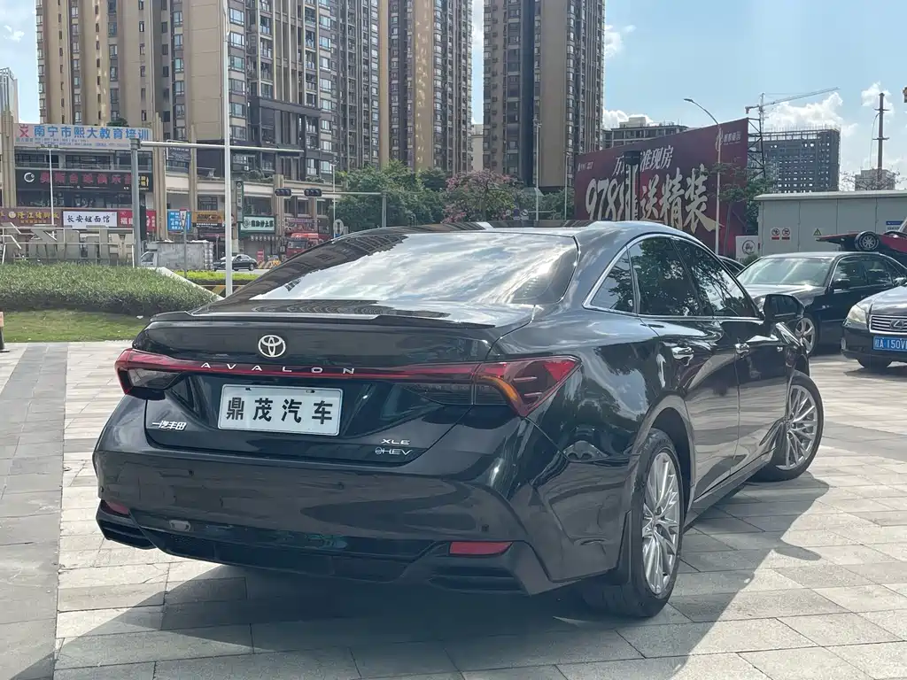 Toyota Avalon — миниатюра 7