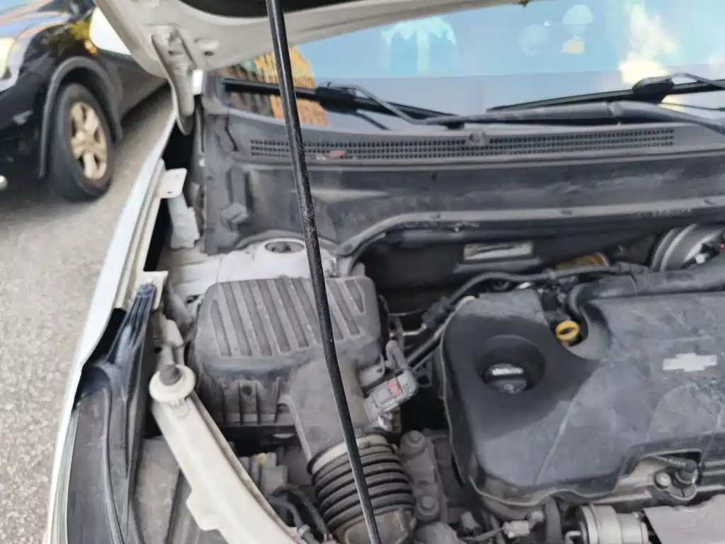 Chevrolet Equinox — миниатюра 19