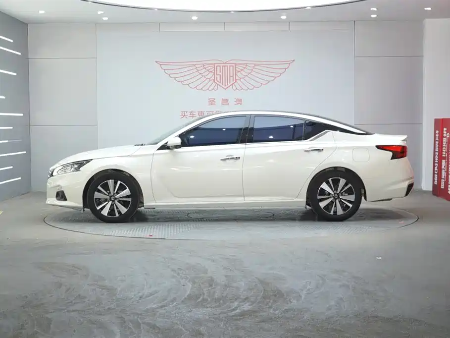 Nissan Altima 2021 2.0L XL Upper AD1