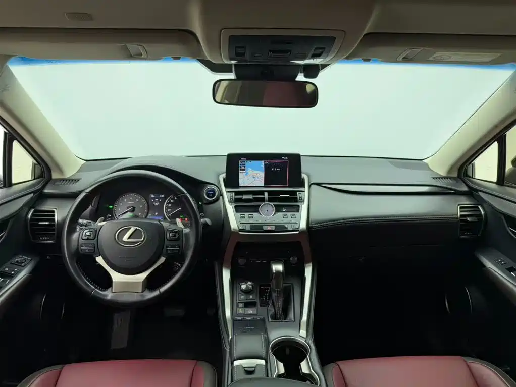 LEXUS  NX