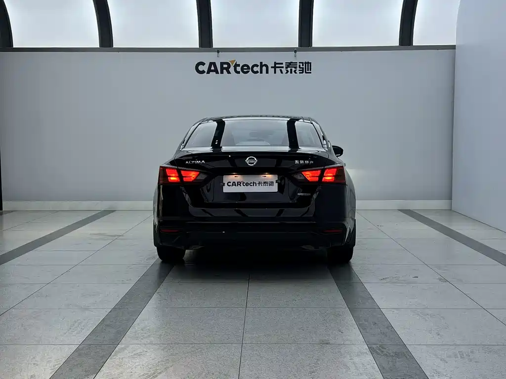 Nissan Teana — миниатюра 3