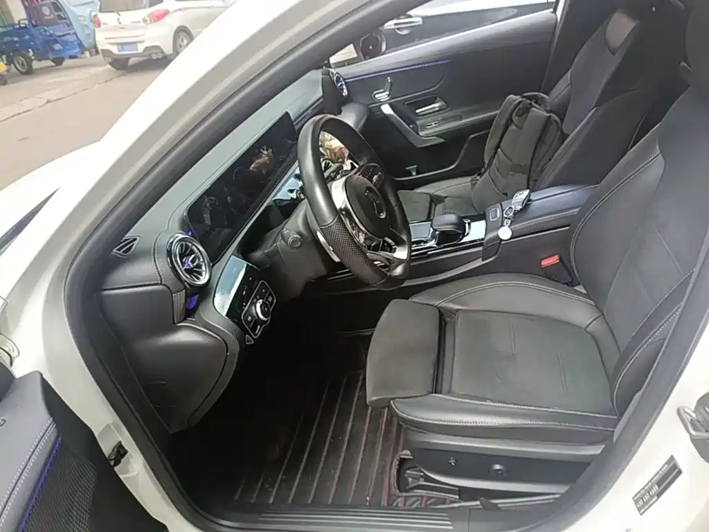 Mercedes-Benz A-Class — миниатюра 15