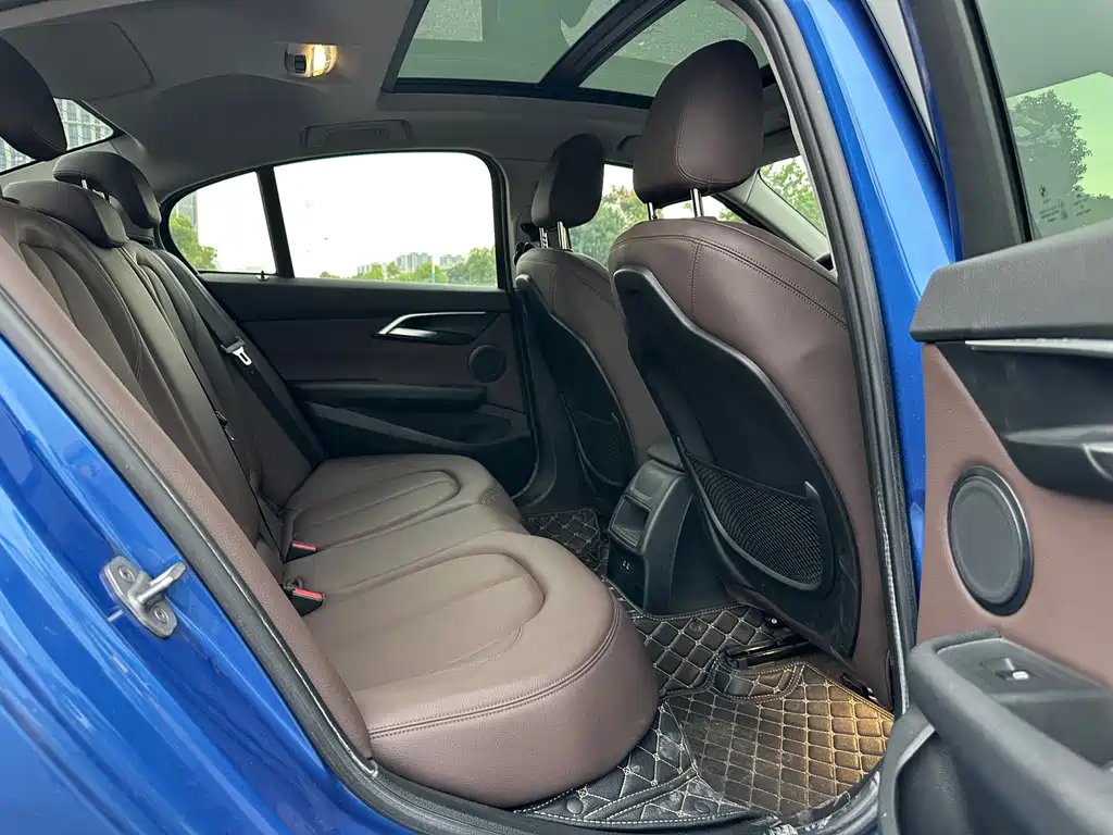 BMW 1 Series — миниатюра 16