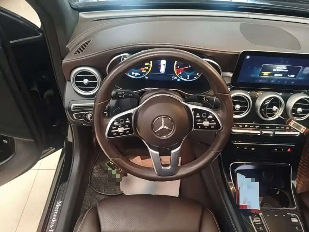 Mercedes-Benz GLC — миниатюра 11