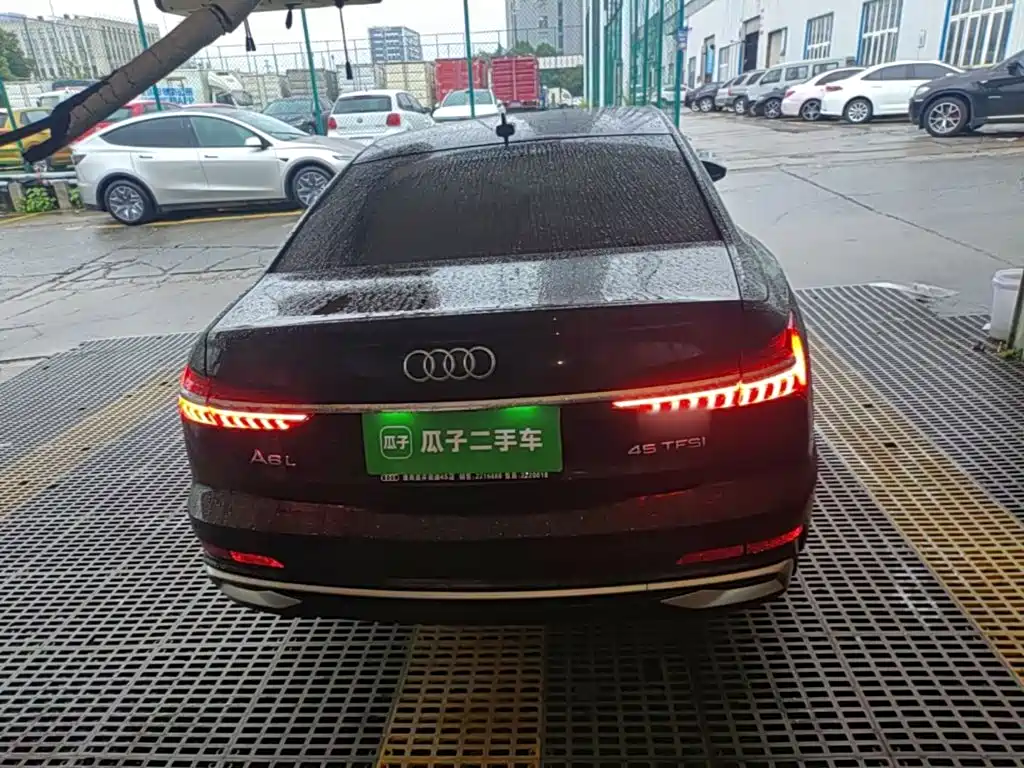 Audi A6L — миниатюра 6