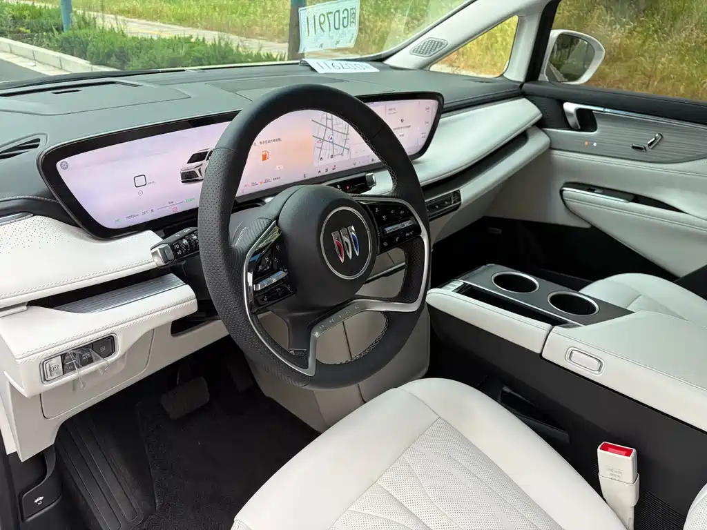 Buick GL8 Hybrid — миниатюра 23