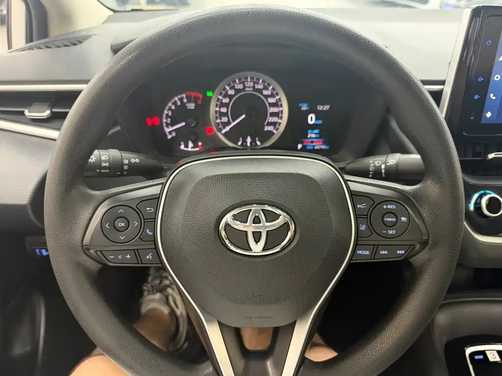 Toyota Corolla — миниатюра 9