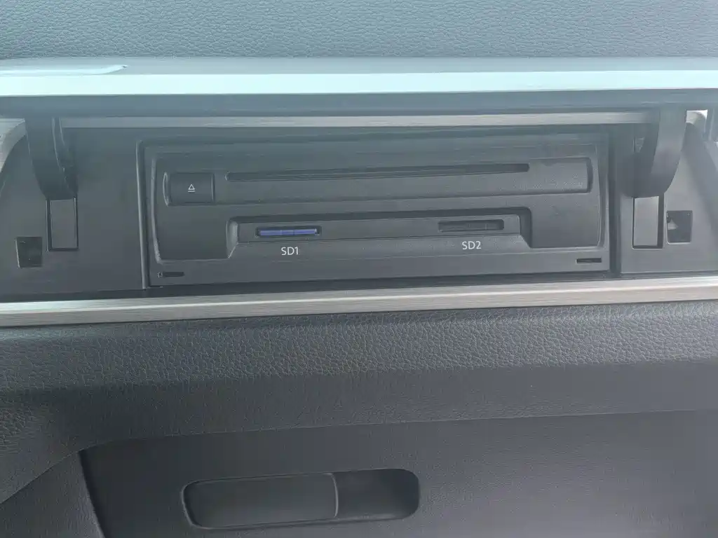 Volkswagen Touran — миниатюра 12