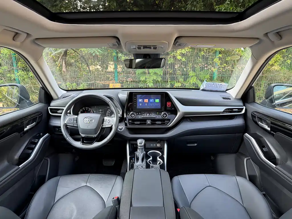 Toyota Highlander — миниатюра 6