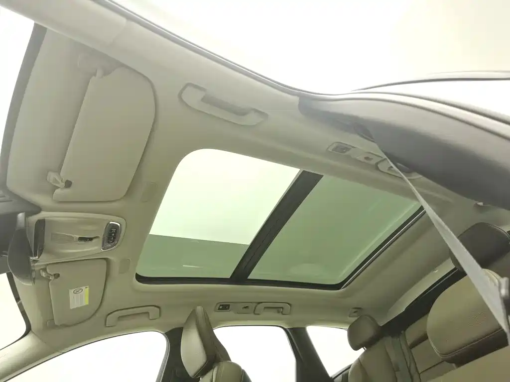 Volvo XC60 — миниатюра 14